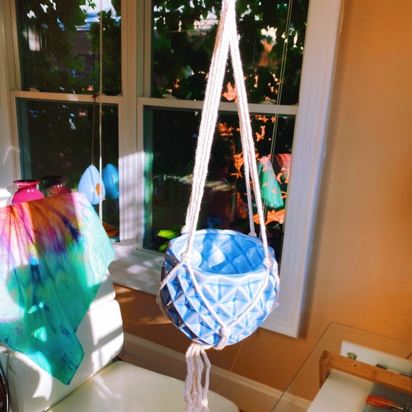 Handmade by Me Kaleidoscope Crochet Planter - Picture 9 of 10